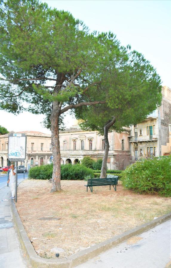 Etnea Gioeni House Suite Catania Exterior photo